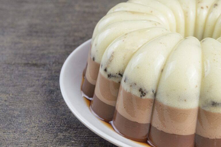 Puding,Susu,Coklat,,Is,One,Of,The,Desserts.,Made,From